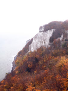 Kreidefelsen auf Rügen im goldenen Herbst Kreidefelsen auf Rügen im goldenen Herbst